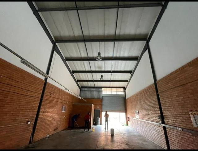 INDUSTRIAL PROPERTY TO RENT IN HENNOPSPARK